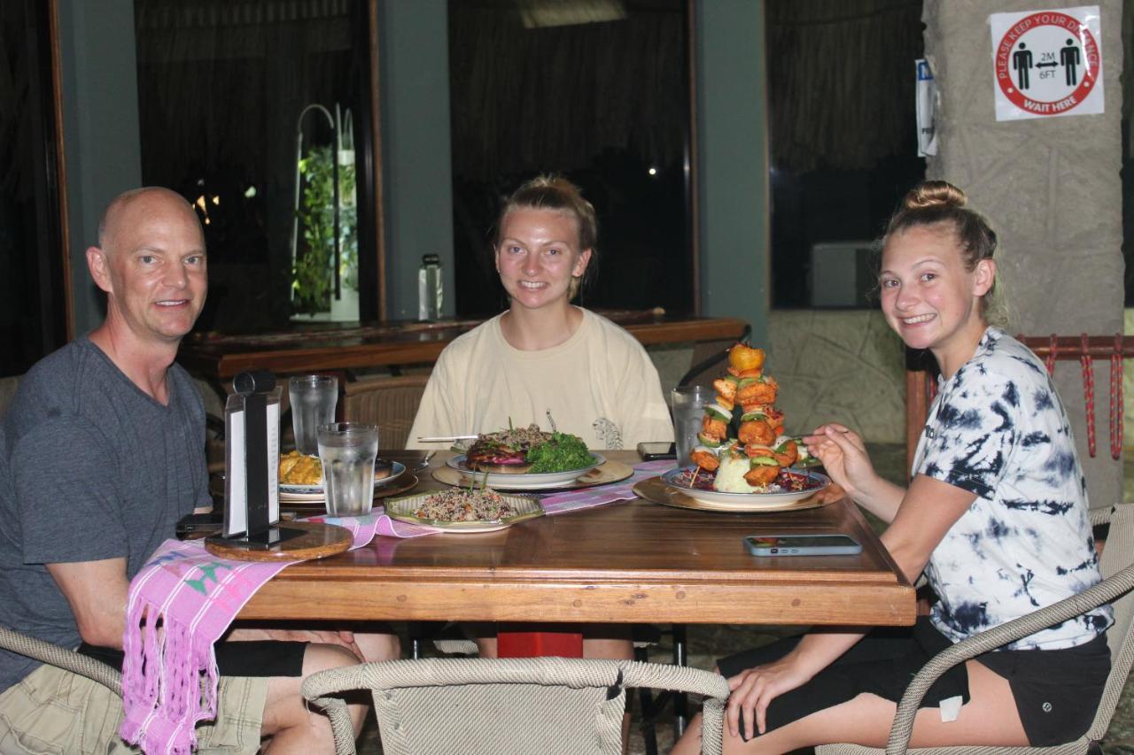 Calico Jack'S Resort Sayab Camp Exteriér fotografie